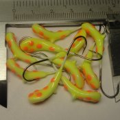 Mygglarv XL - Gul Superglow med Röda Superglowprickar - 6 mm